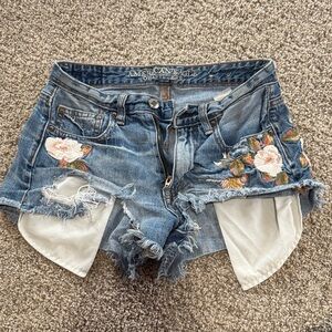 American Eagle Outfitters Hi-Rise Festival  Jean Shorts with Floral Design